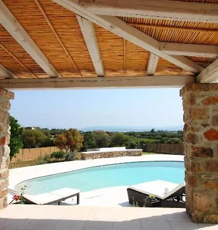 Villa Con Piscina *